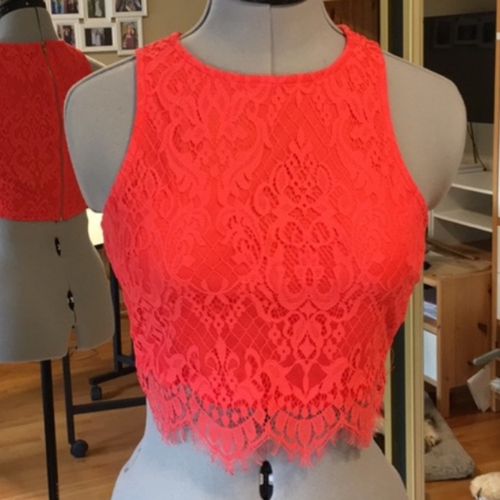*NWT* Missguided Coral Lace Crop Top Sz US8 UK12